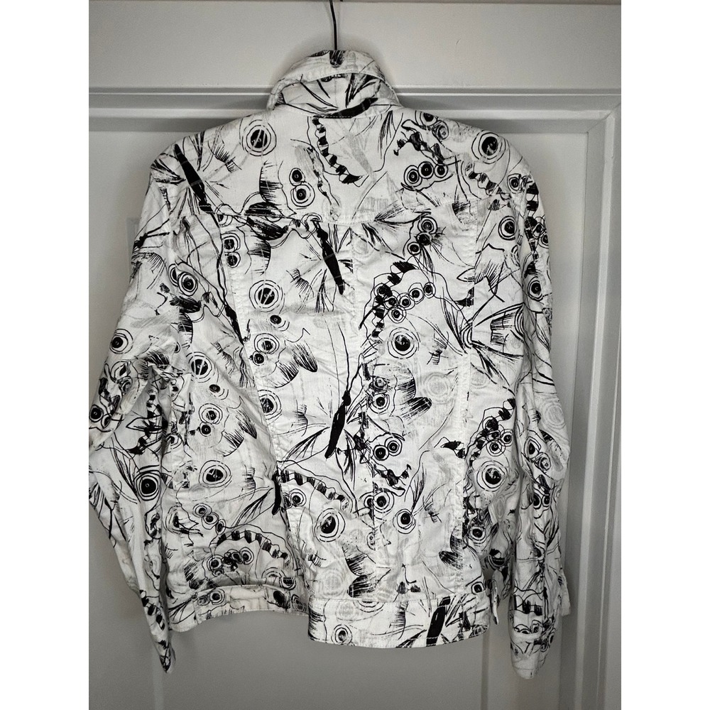 Chicos Platinum White Black Abstract Butterfly Print Denim Jacket Metallic 2 - Picture 7 of 9